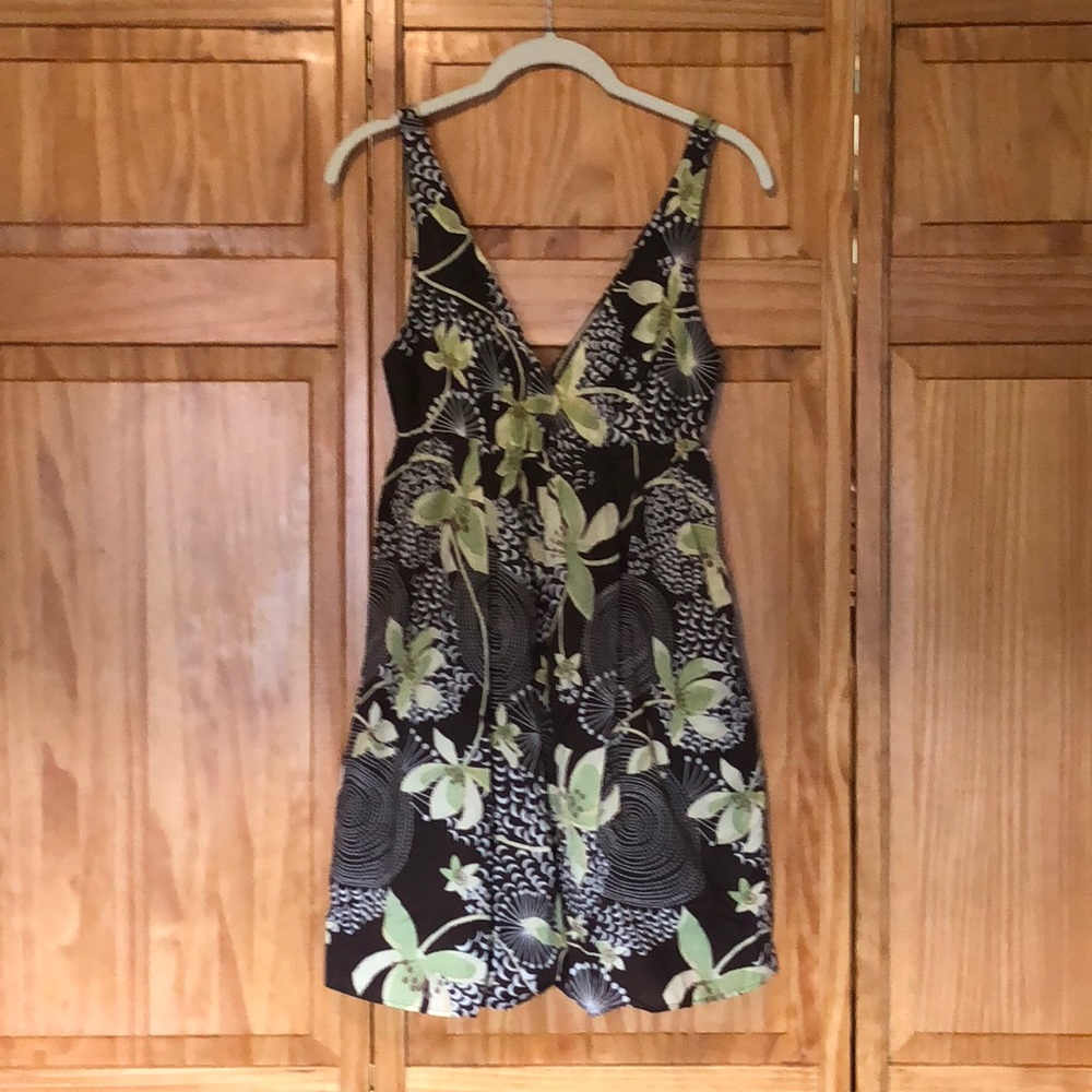 Old Navy Floral V-Neck Dress